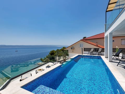 Villa Plenus