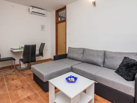 Apartment Bilic 1
