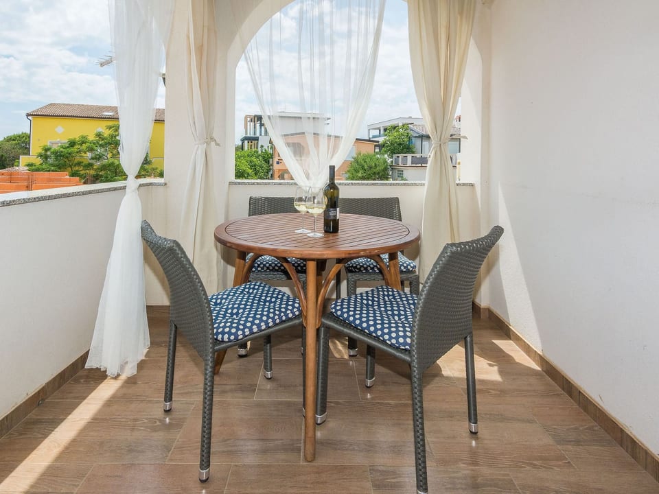 Apartment Ivanusevic 1 - Vir