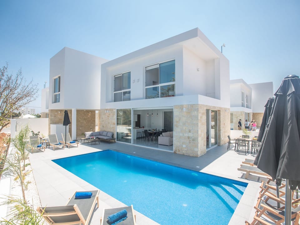 Villa 4 chambres avec piscine au centre de Protaras - Protaras
