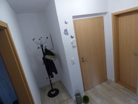 Große Ferienwohnung in Voslapp mit Garten