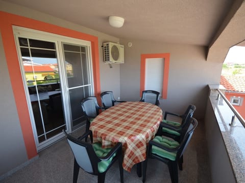 Apartment Komljen 4