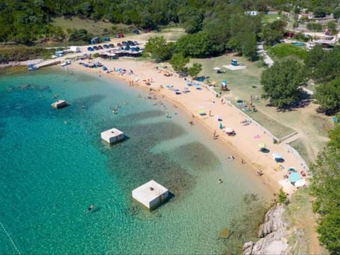 Vila Petite - Steinvilla mit Pool