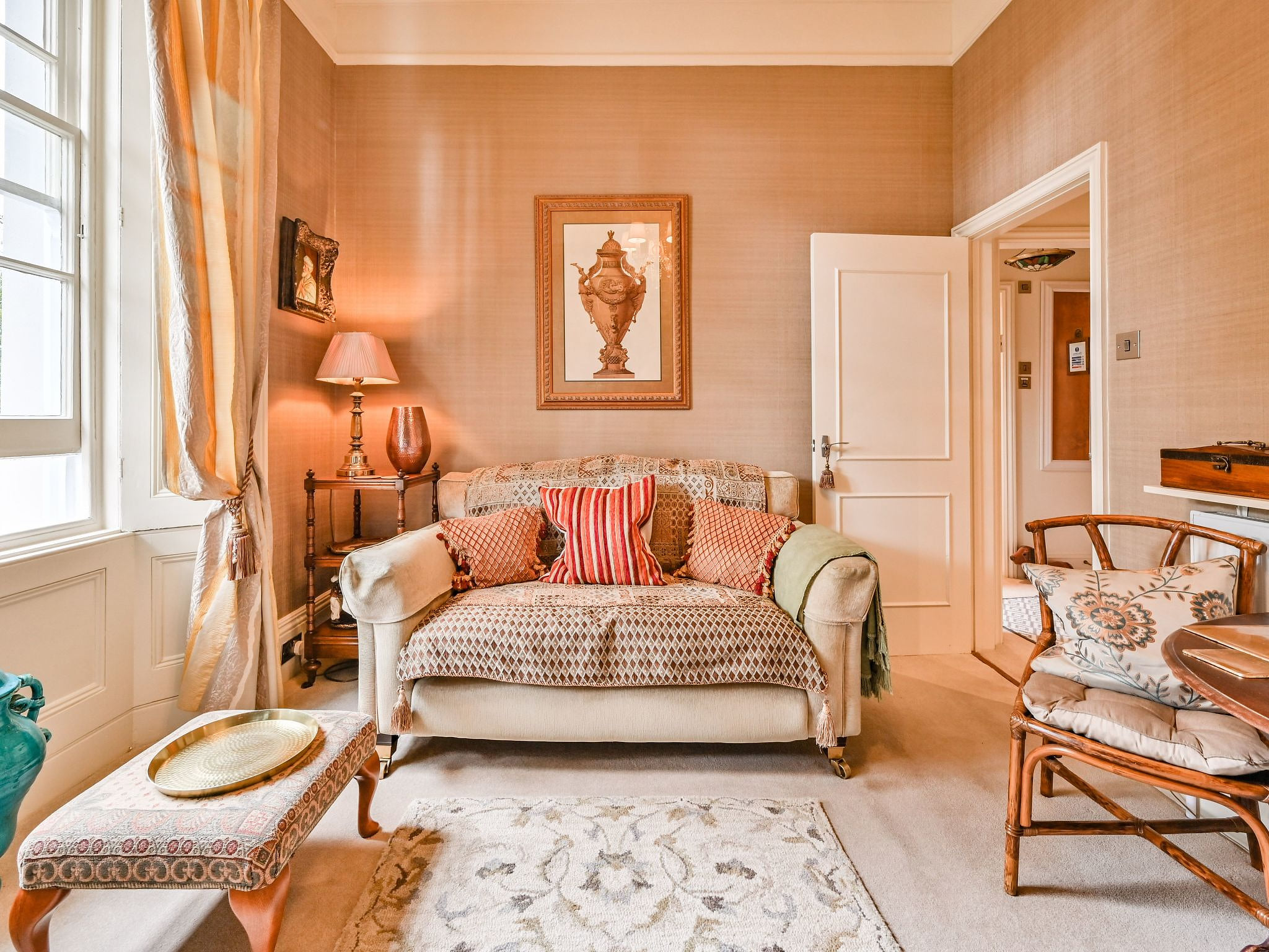 Wohnung in viktorianischer Villa mit Gartenblick