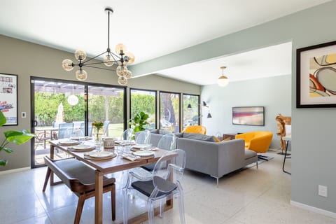 Hugh Kaptur's Palm Springs Getaway