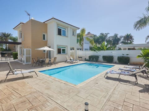 Hübsche Villa mit 3 Schlafzimmern und privatem Pool