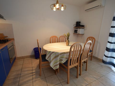Wohnung "Oresic" direkt am Wasser