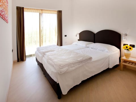 Dreizimmerwohnung mit teilweiser Seesicht