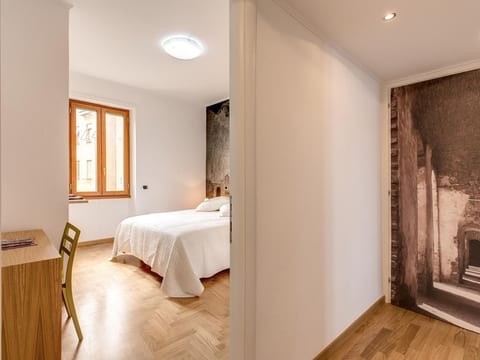 mit privatem Balkon