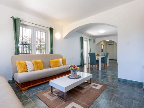 Wohnung "Maya S" mit Terrasse