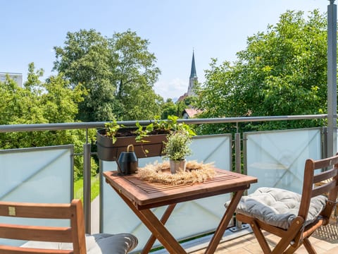 2OG mitte helle 70m 2 Zimmer Wohnung nähe Salzburg
