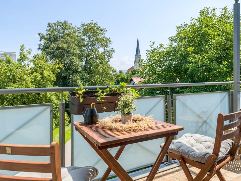 2OG mitte helle 70m 2 Zimmer Wohnung nähe Salzburg - Freilassing
