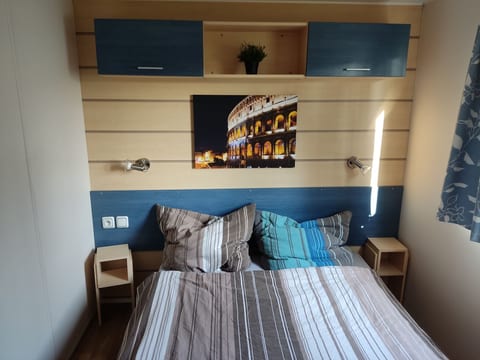 Smart Home Roma, Europapark, Rulantica ca. 15min