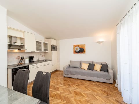 Apartment Grbic 4