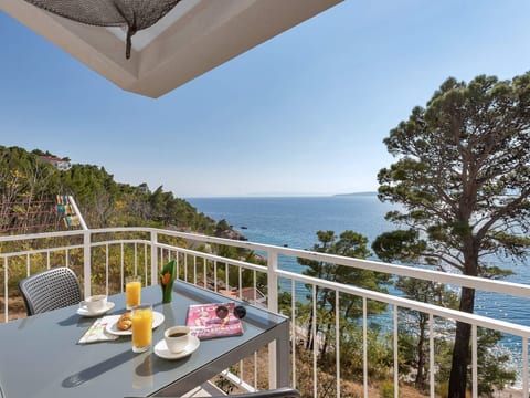 Pine Canopy Studio Apartment mit Meerblick A11