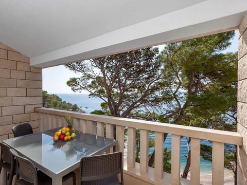 Pine Canopy Ein-Schlafzimmer-Duplex-Wohnung A5