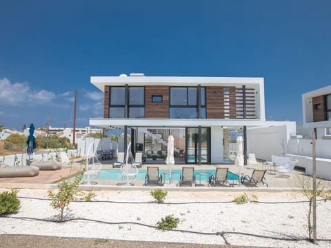 mit Pool in Protaras