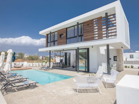 mit Pool in Protaras