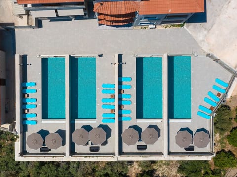 Athena PoolFront