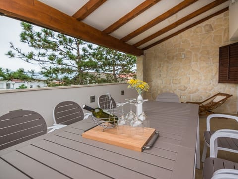 Apartment Malcic 2