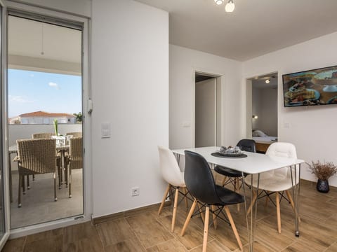 Apartment Pejakovic 4