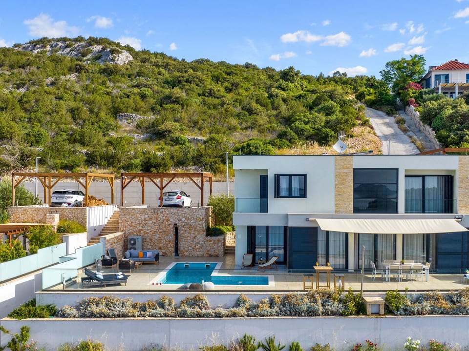Charmantes Ferienhaus in Vinišće mit privatem Pool und Meerblick - Vinišće