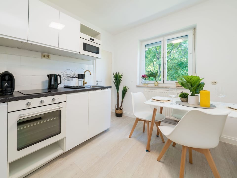 Eg Links helle 70m 2-Zimmer Wohnung nähe Salzburg - Freilassing