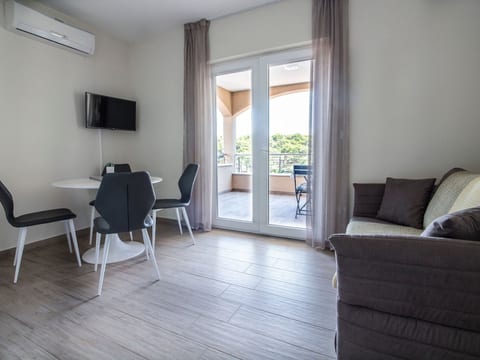 Aurea 5 Modernes Apartment direkt am Meer