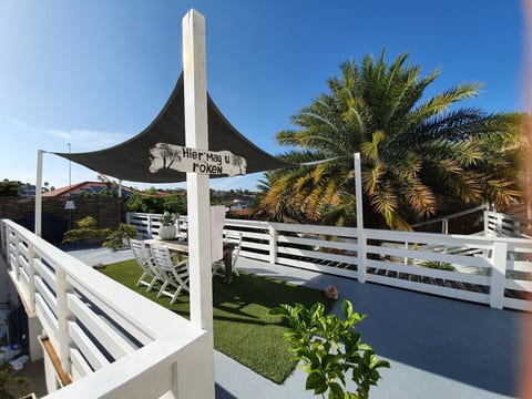 Schöne Familienwohnung mit großer Veranda in Curacao Jan Thiel