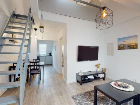 Urgemütliche Maisonnette Wohnung mit Klimaanlage