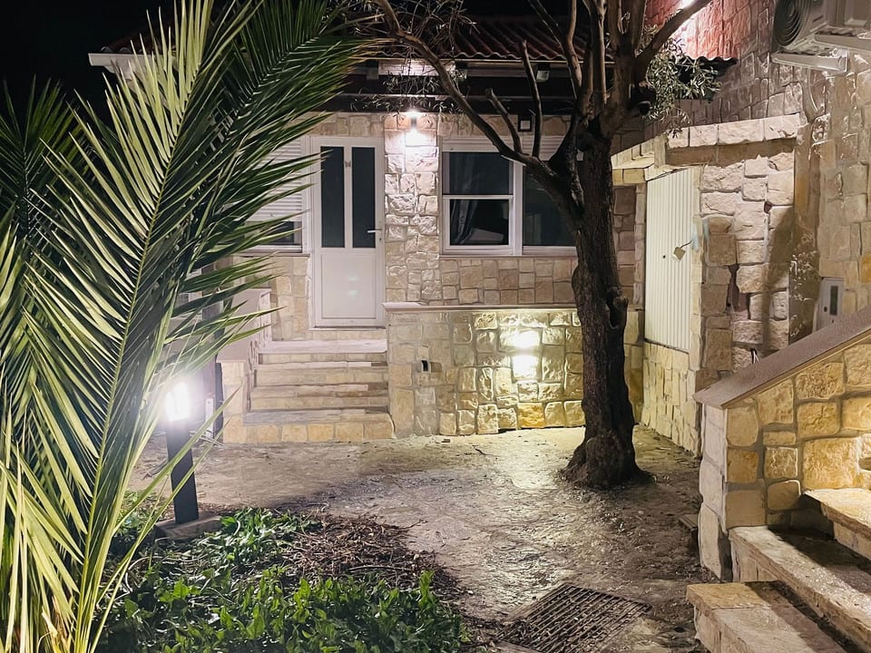 Stonehouse-pag - Povljana