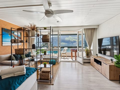 4 Seasons Apartment