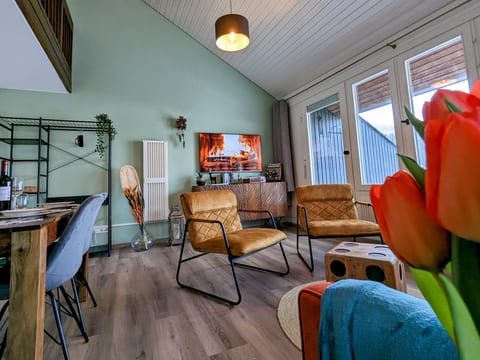 Schwarzwald Loft mit Schwimmbad und herrlicher Aussicht