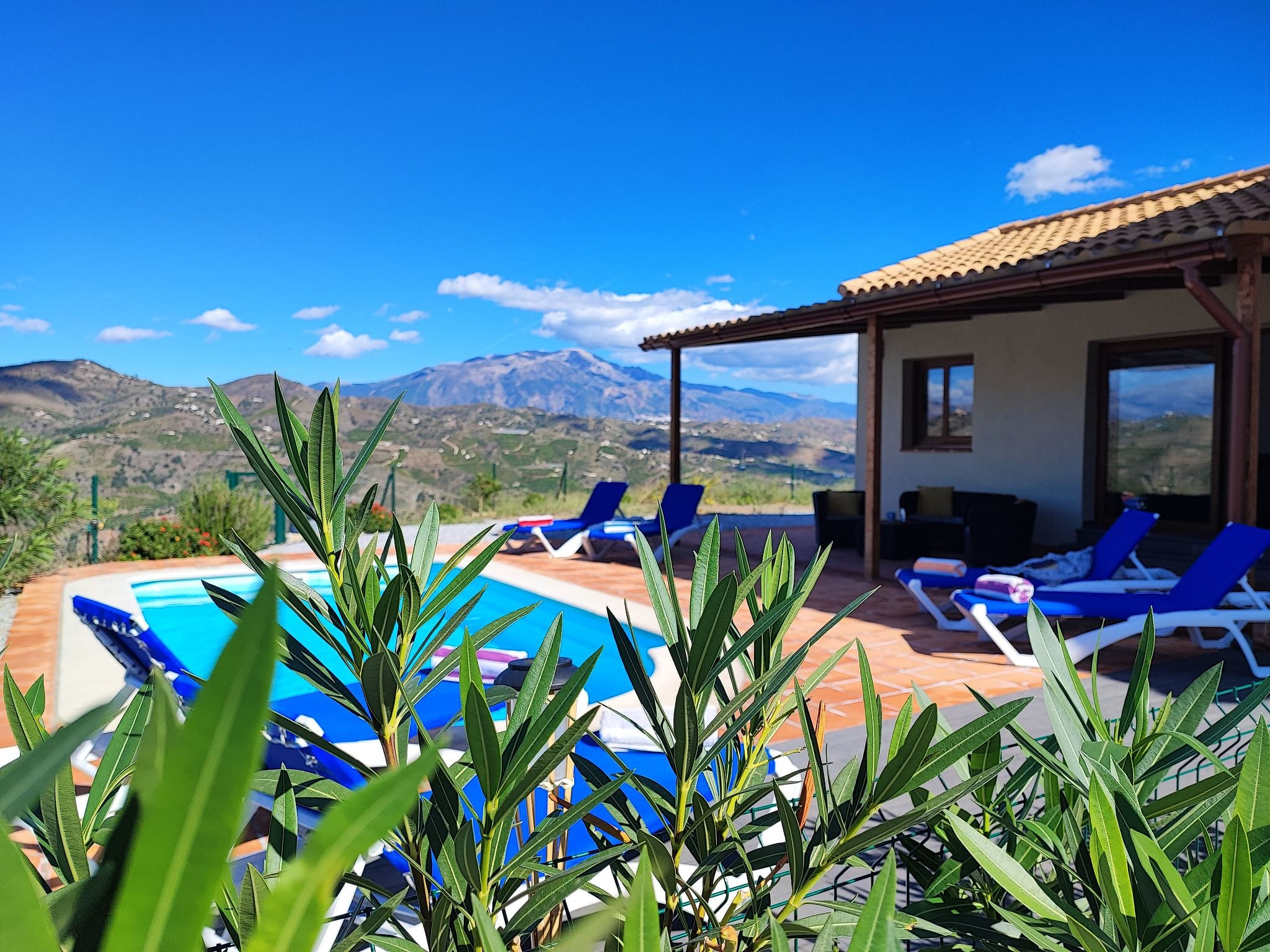 Villa Las Adelfas mit beheiztem Pool