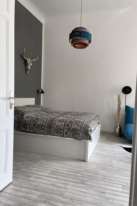 Design Apartment II, hell, 35 Quadratmeter, Zentral zu Grenze Altstadt Park, Gr