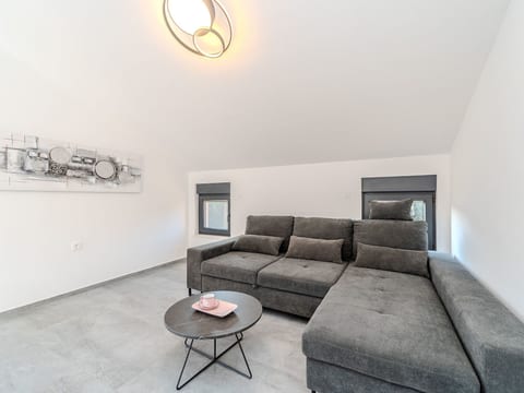 Apartment Royal 3