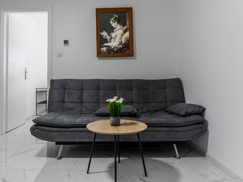 Apartment Kristija 1