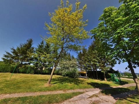 in Swarzewo mit Garten, Terrasse und Grill