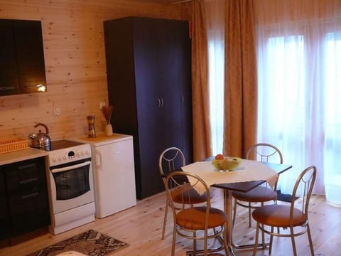 in Swarzewo mit Garten, Terrasse und Grill