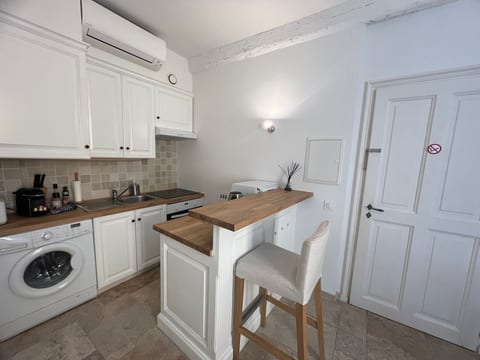 Authentisches Studio im Herzen des Dorfes