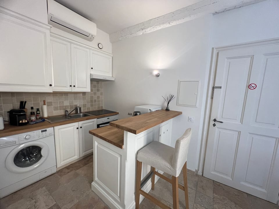 Authentisches Studio im Herzen des Dorfes - Saint-Tropez
