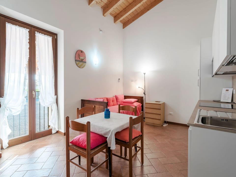Wohnung mit Einzelbetten und Schlafsofa - Pralboino