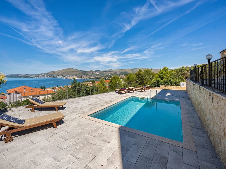 Meerblick-Apartment mit Pool Ciovo Breeze - Mastrinka