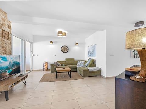 Meerblick-Apartment mit Pool Ciovo Breeze