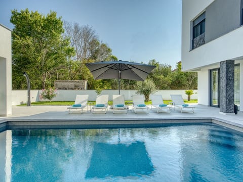 Villa Elena