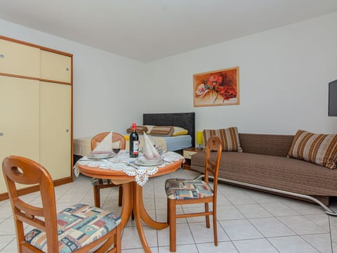 Apartment Markovic 1