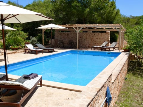 Traumhafte Naturstein-Finca in ruhiger Lage