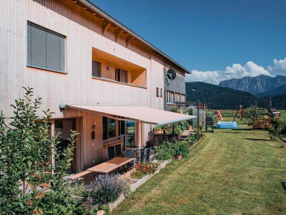 Neue Ferienwohnung in Schwarzenberg mit Garten und Grill - Schwarzenberg