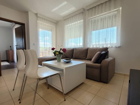 Apartment Dani 2