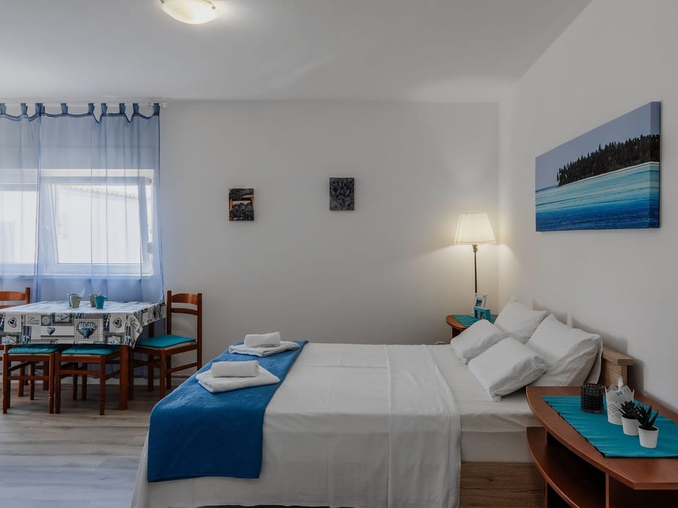 Apartment TT 2 - Vir